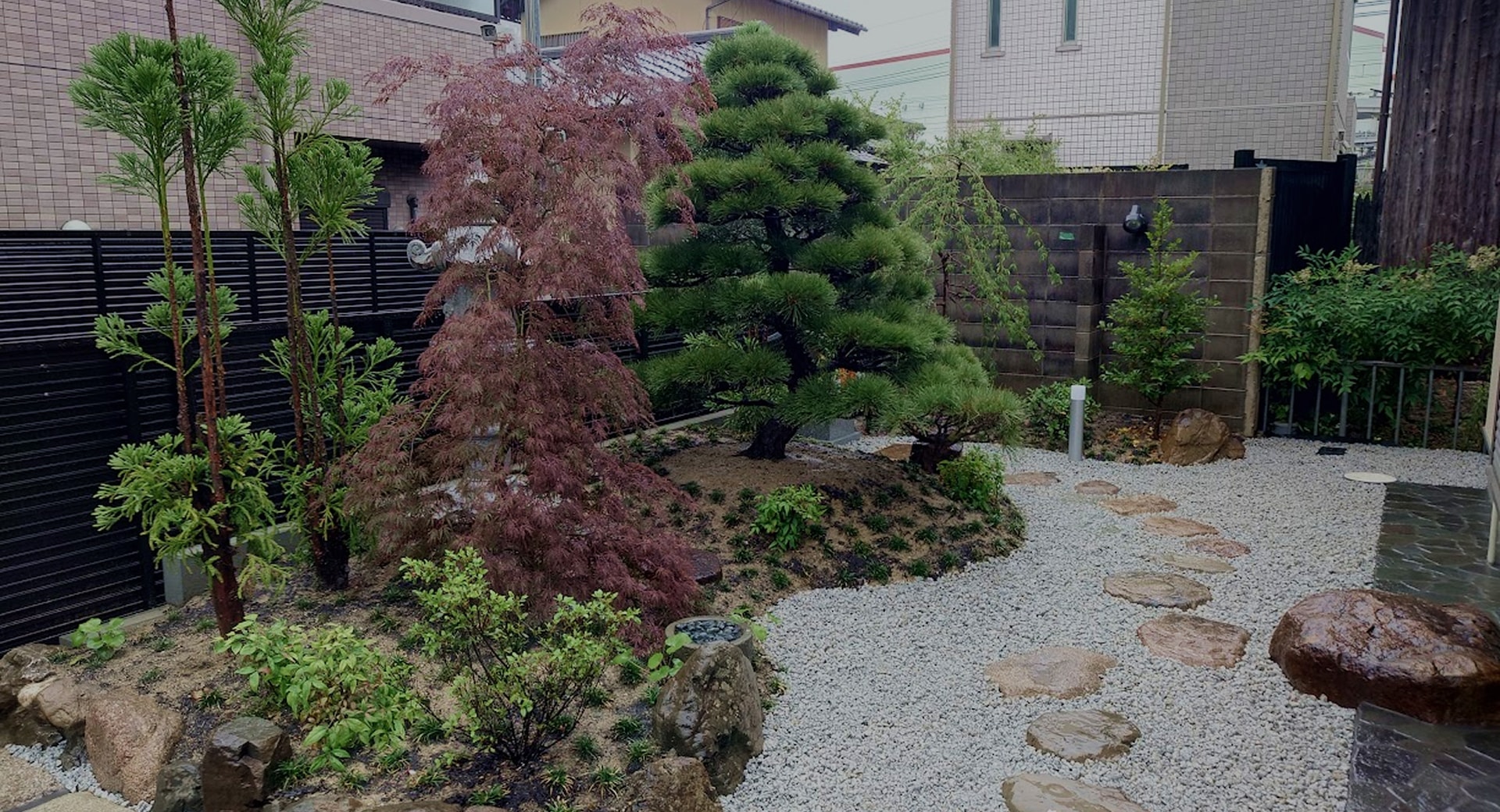 美しく整えられたお庭